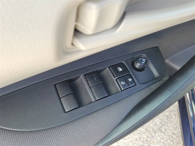 Used 2025 Toyota Corolla LE image 12