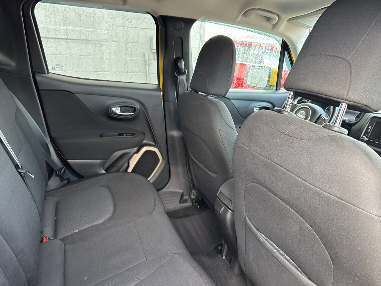 Used 2017 Jeep Renegade Latitude image 22