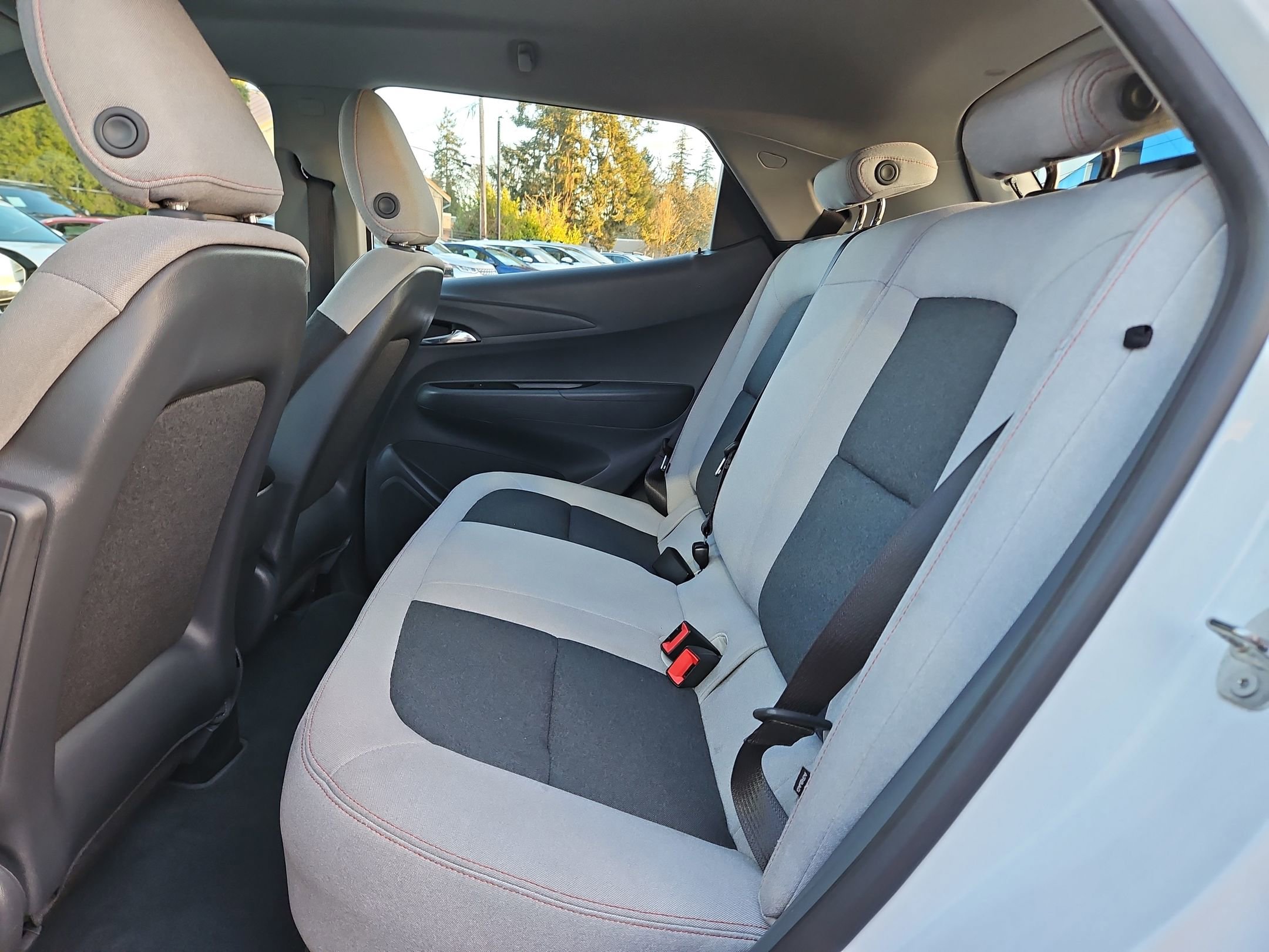 Used 2019 Chevrolet Bolt LT image 23