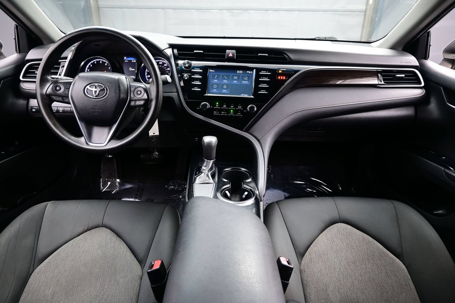 Used 2019 Toyota Camry LE FWD image 17