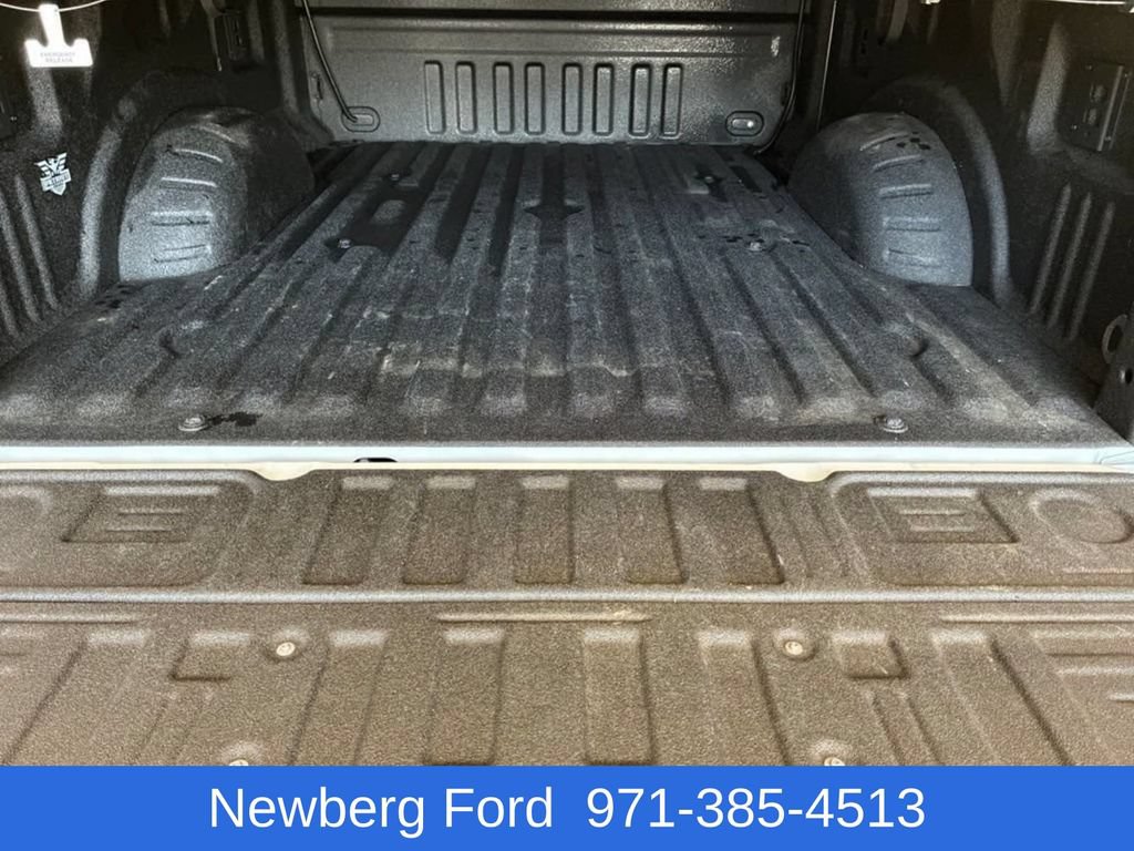Used 2025 Ford F350 Lariat w/ FX4 Off-Road Package AWD/4WD image 9