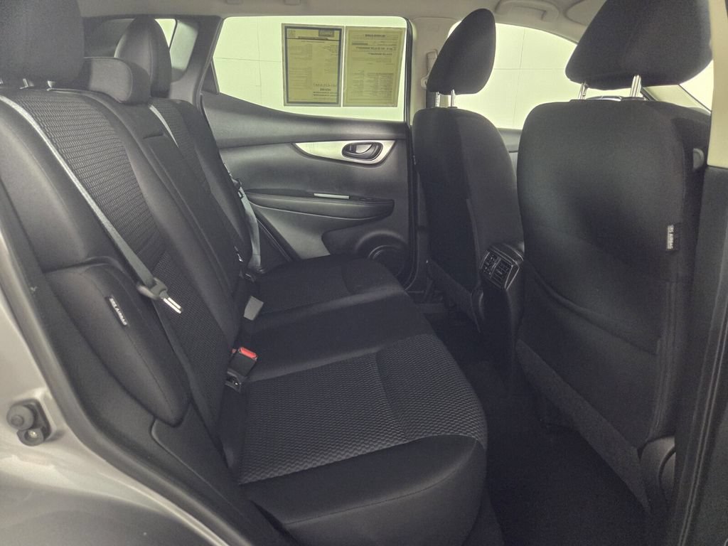 Used 2020 Nissan Rogue Sport S FWD image 29