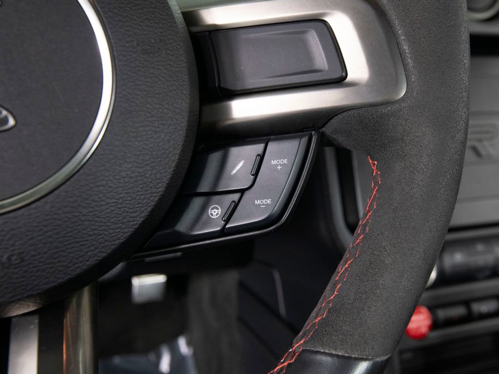 Used 2016 Ford Mustang Shelby GT350R w/ GT350R Equipment Group 920A image 18