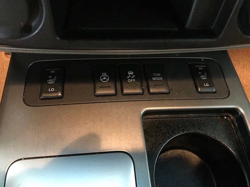 Used 2013 Nissan Armada Platinum image 30