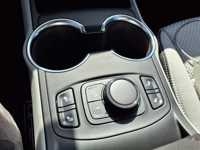 Used 2024 GMC Terrain SLE w/ Driver Convenience Package AWD/4WD image 59