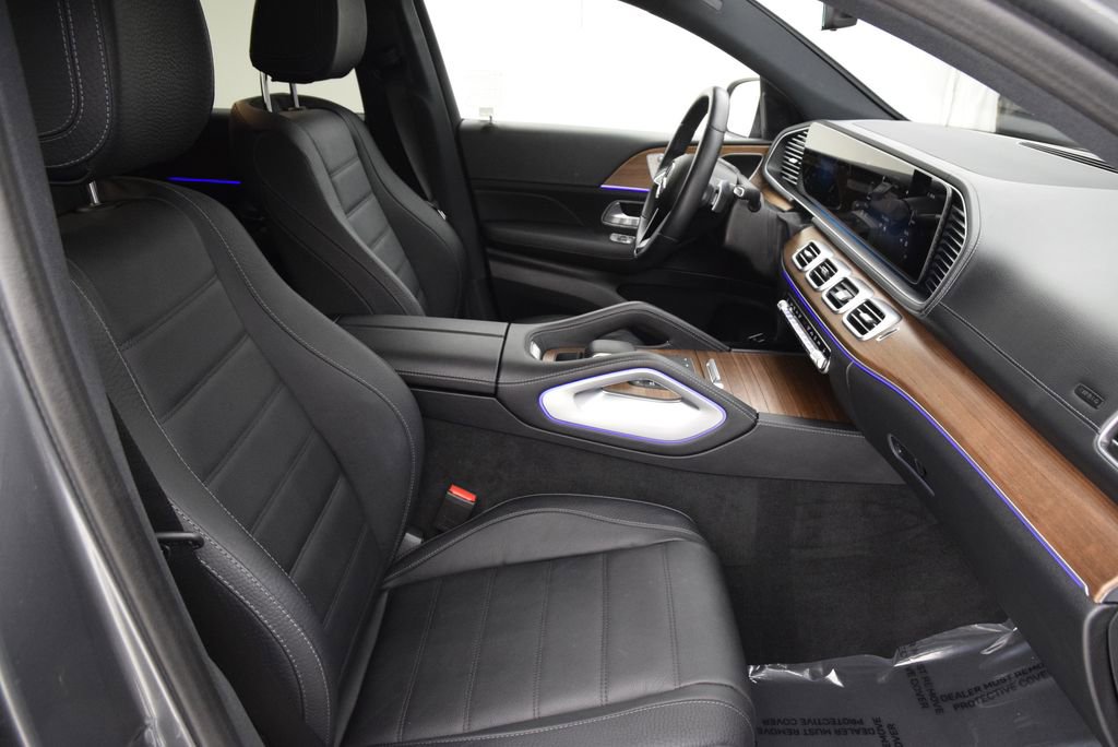 Used 2025 Mercedes-Benz GLE 450 4MATIC Coupe image 16