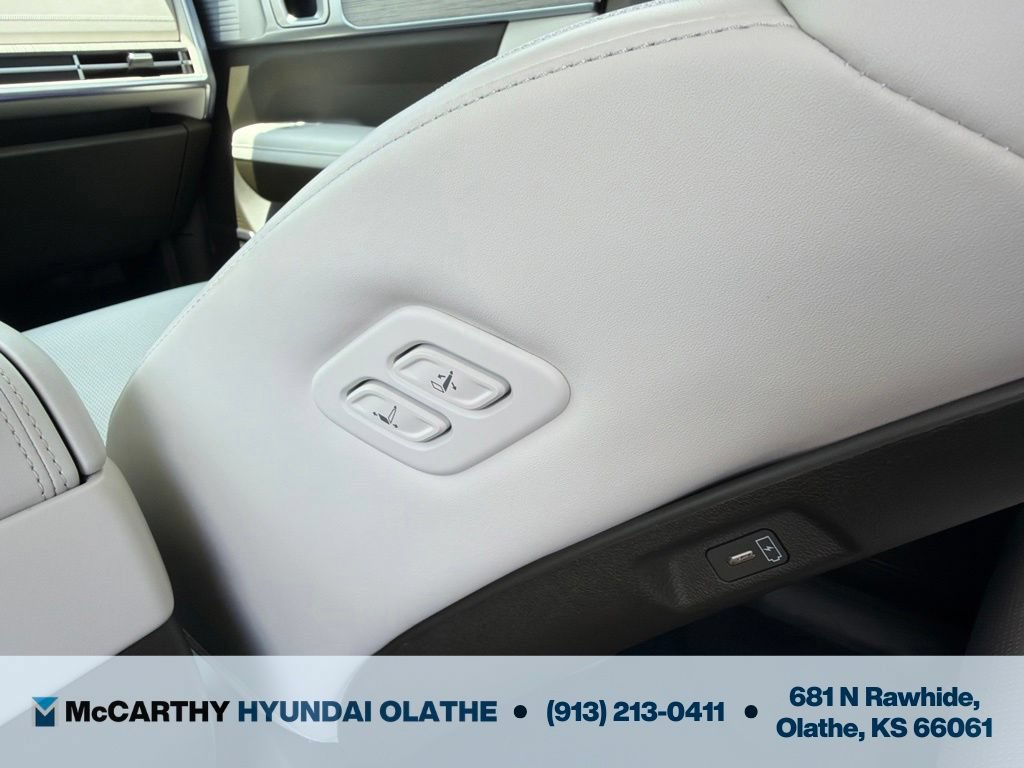 Certified 2025 Hyundai Santa Fe Calligraphy AWD/4WD image 23