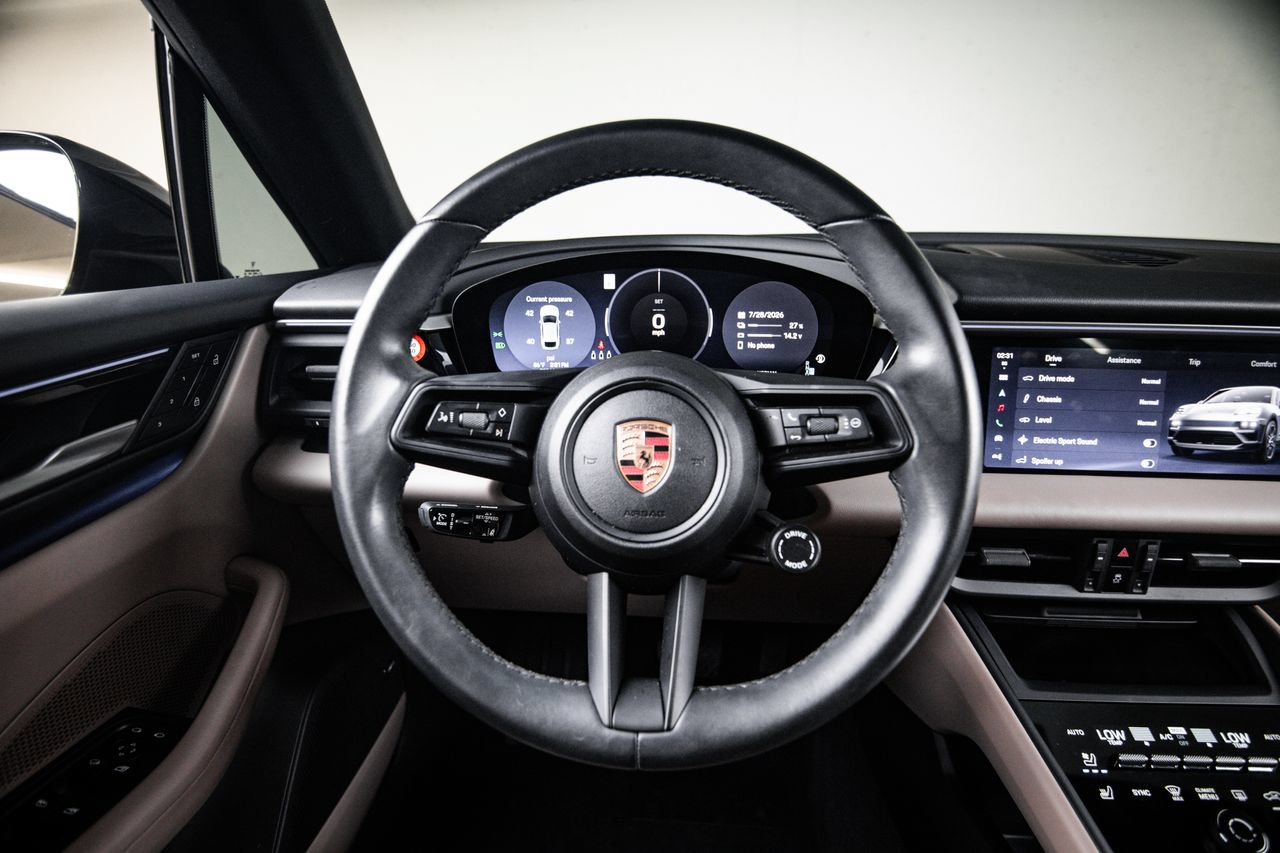 Certified 2024 Porsche Macan 4 Electric AWD/4WD image 26