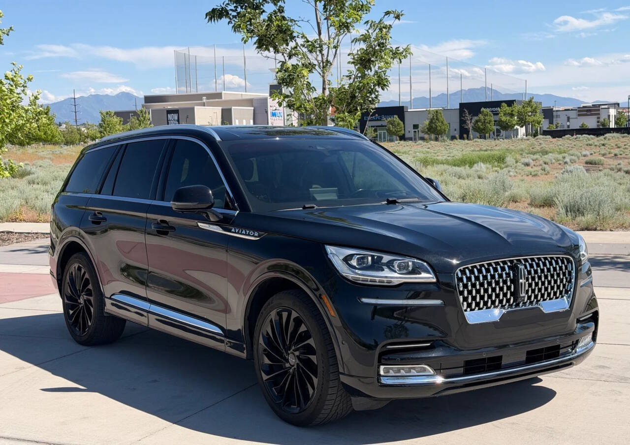 Used 2021 Lincoln Aviator Reserve w/ Equipment Group 210A AWD/4WD image 3