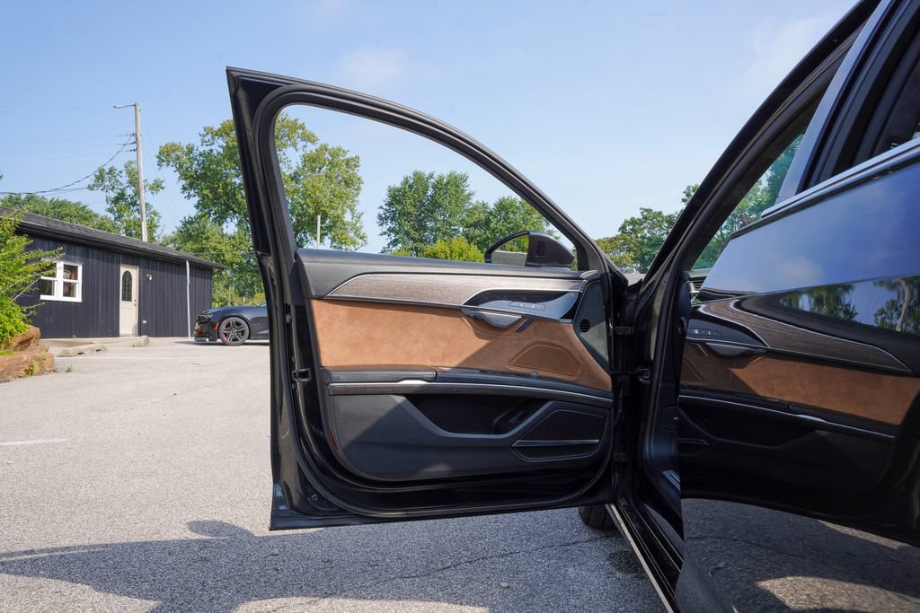 Used 2021 Audi A8 L 4.0T w/ Luxury Package AWD/4WD image 30