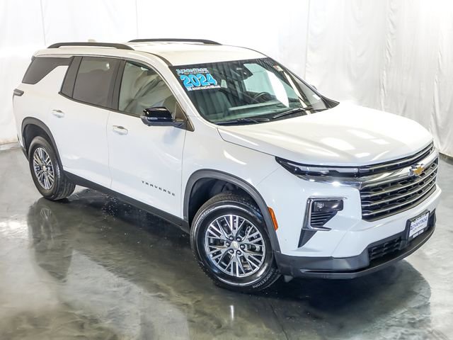 Used 2024 Chevrolet Traverse LT image 6