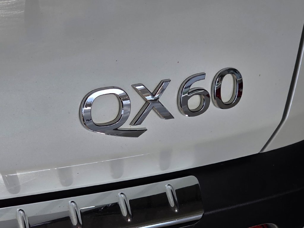 Used 2023 INFINITI QX60 Luxe w/ Cargo Package FWD image 31