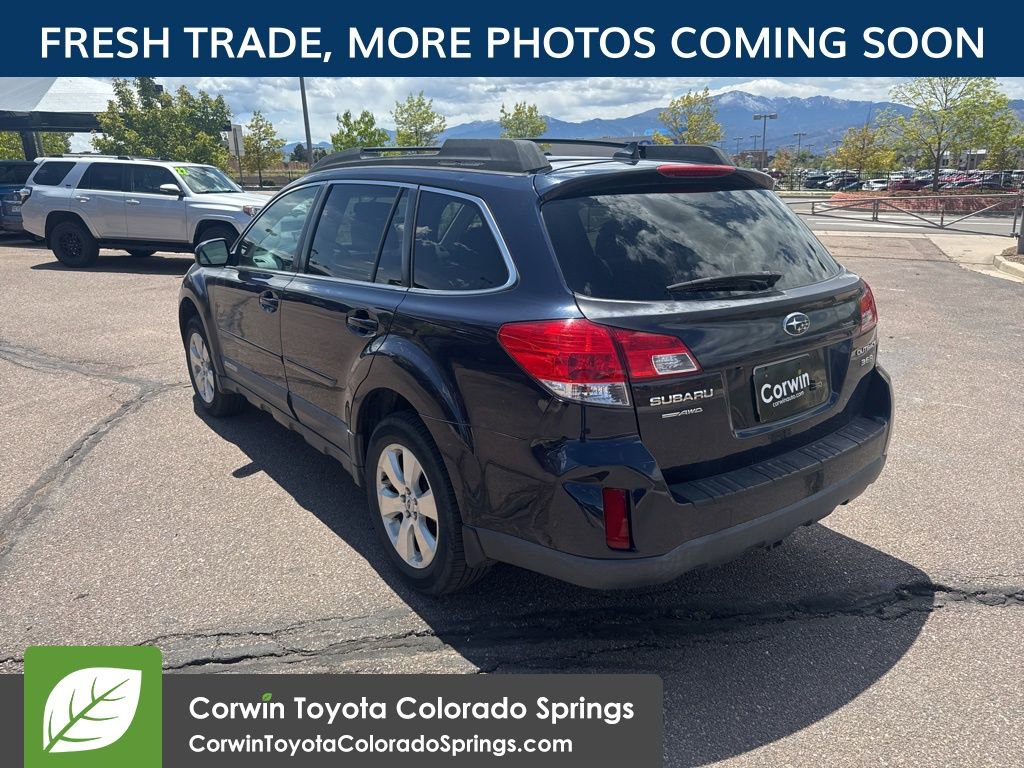 Used 2012 Subaru Outback 3.6R Limited AWD/4WD image 5