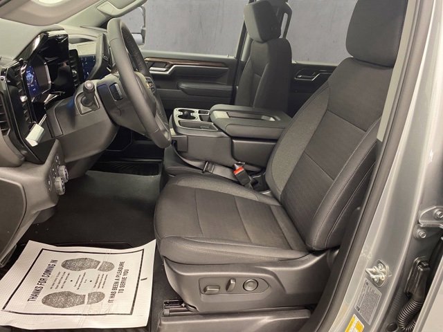 New 2026 Chevrolet Silverado 3500 LT w/ All Star Edition image 11