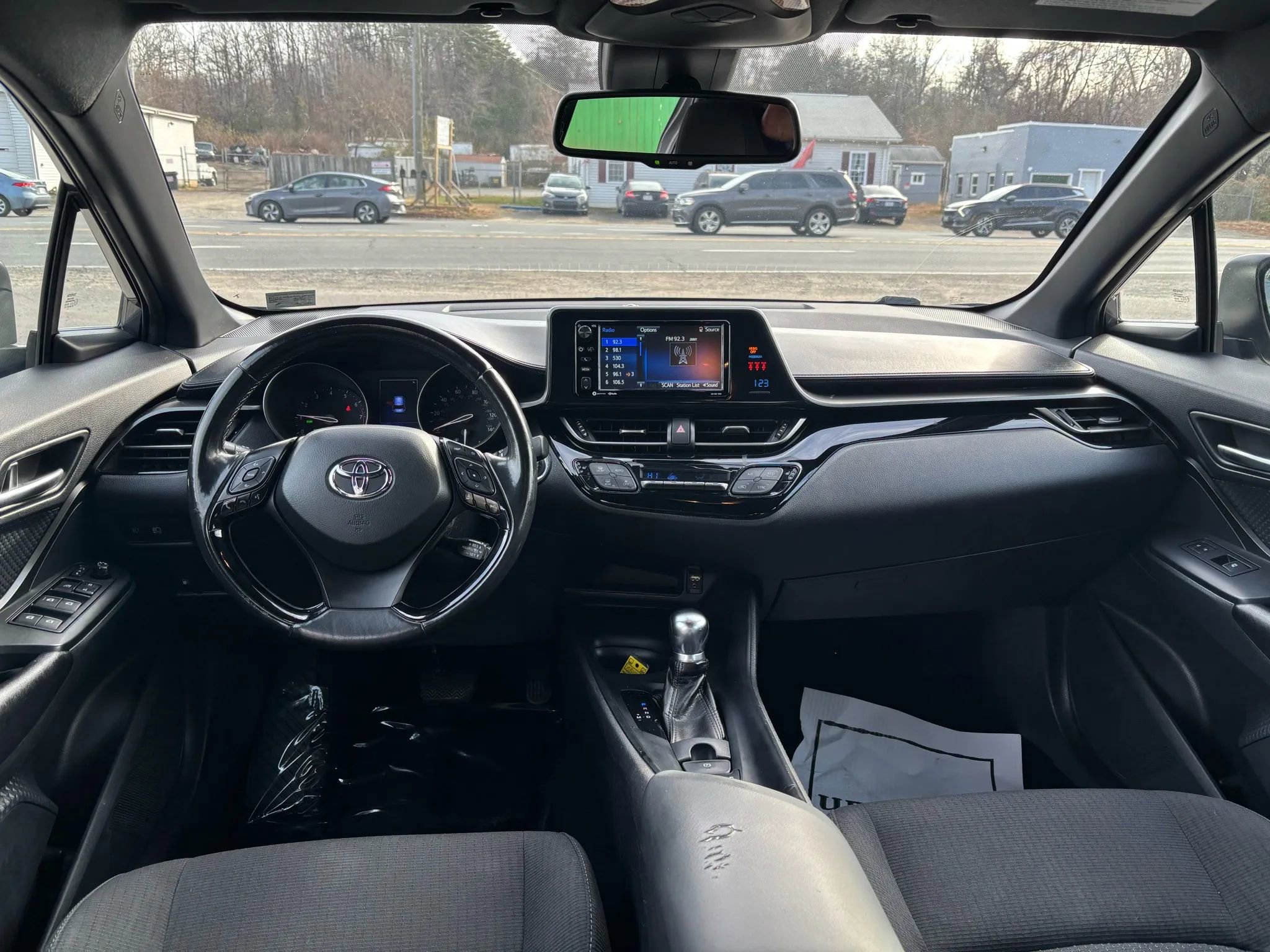 Used 2018 Toyota C-HR XLE image 25