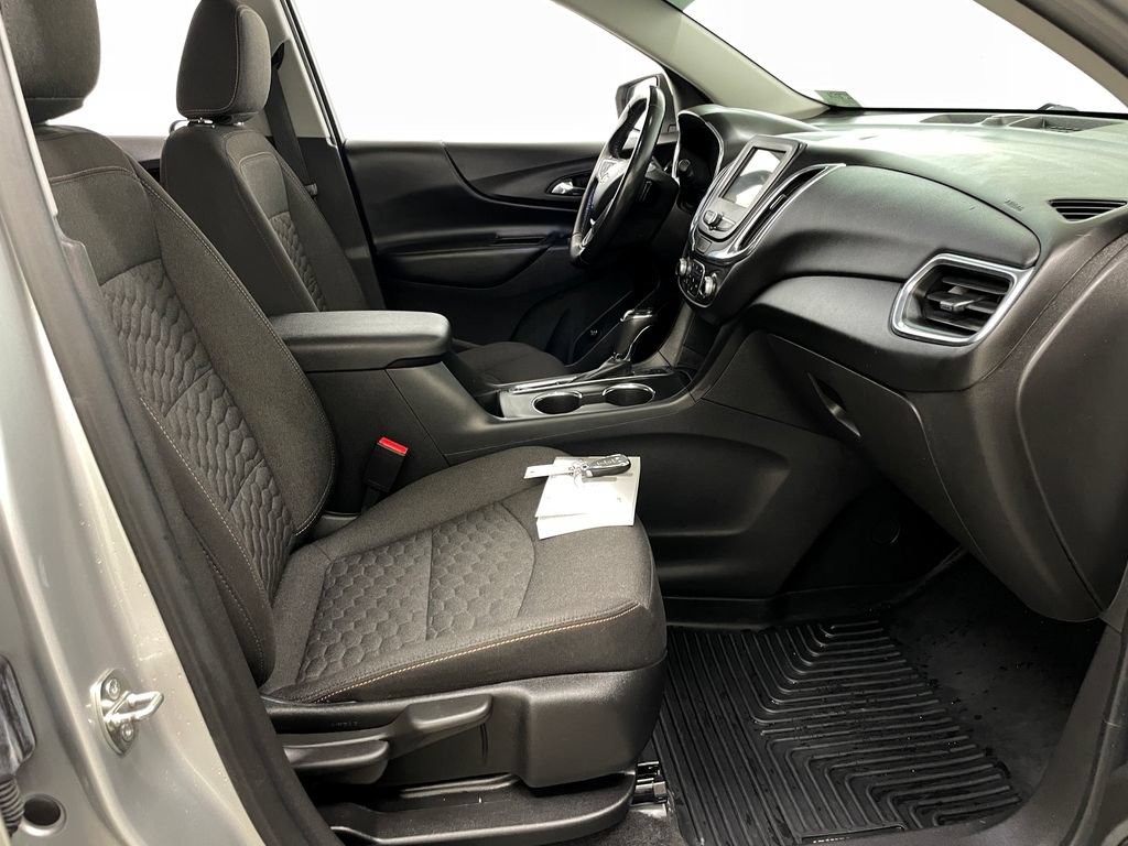Used 2019 Chevrolet Equinox LT AWD/4WD image 36