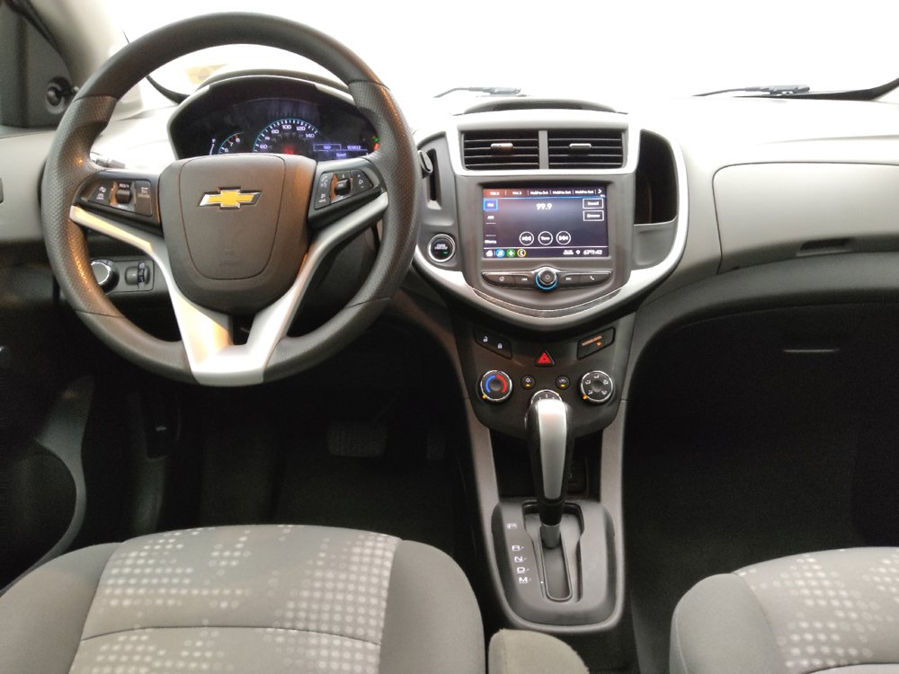 Used 2020 Chevrolet Sonic LT FWD image 22