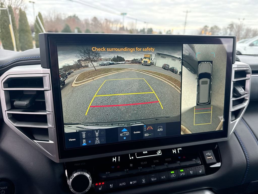 Used 2025 Toyota Sequoia Platinum image 12