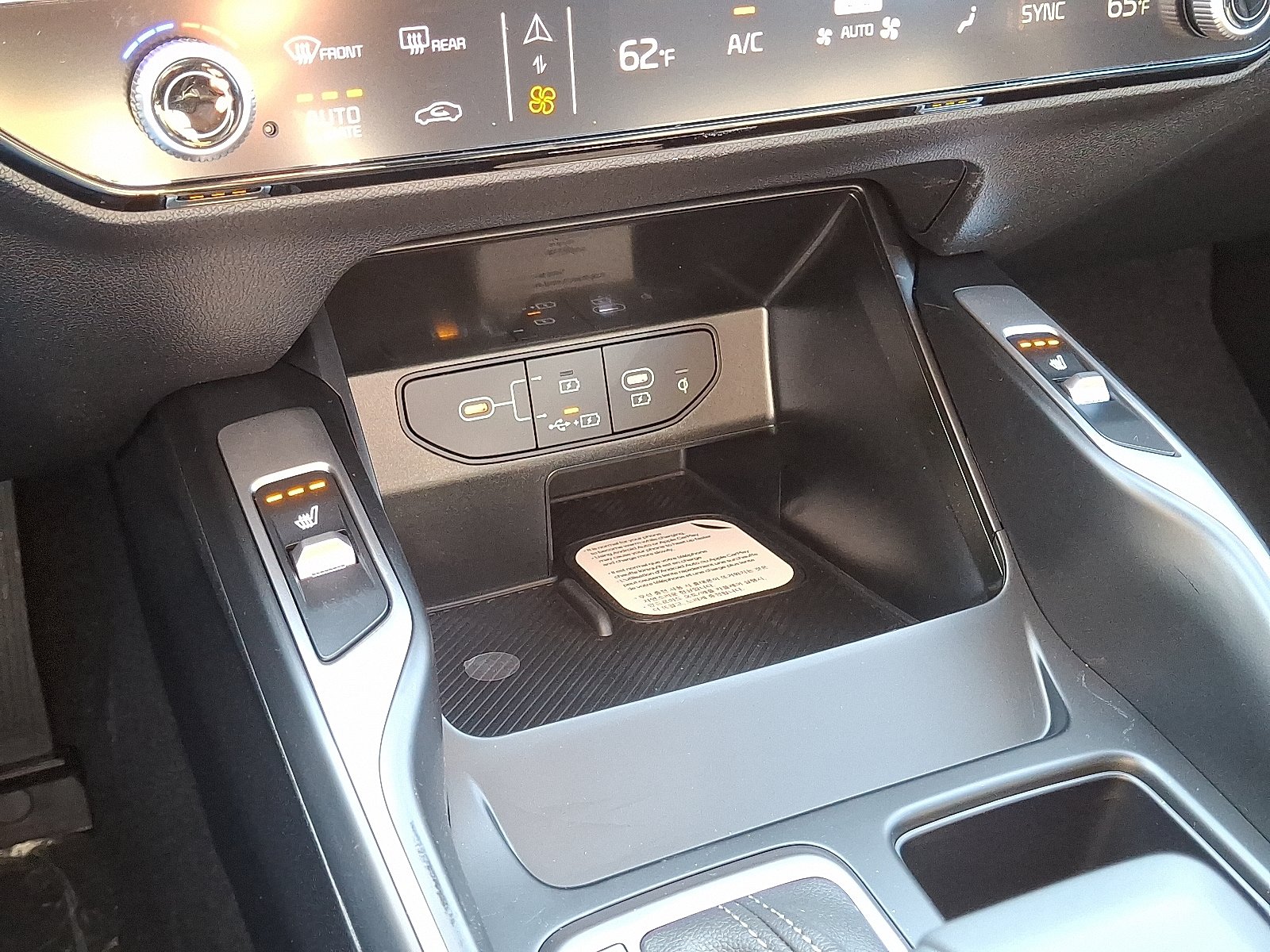 New 2026 Kia Sorento S AWD/4WD image 16