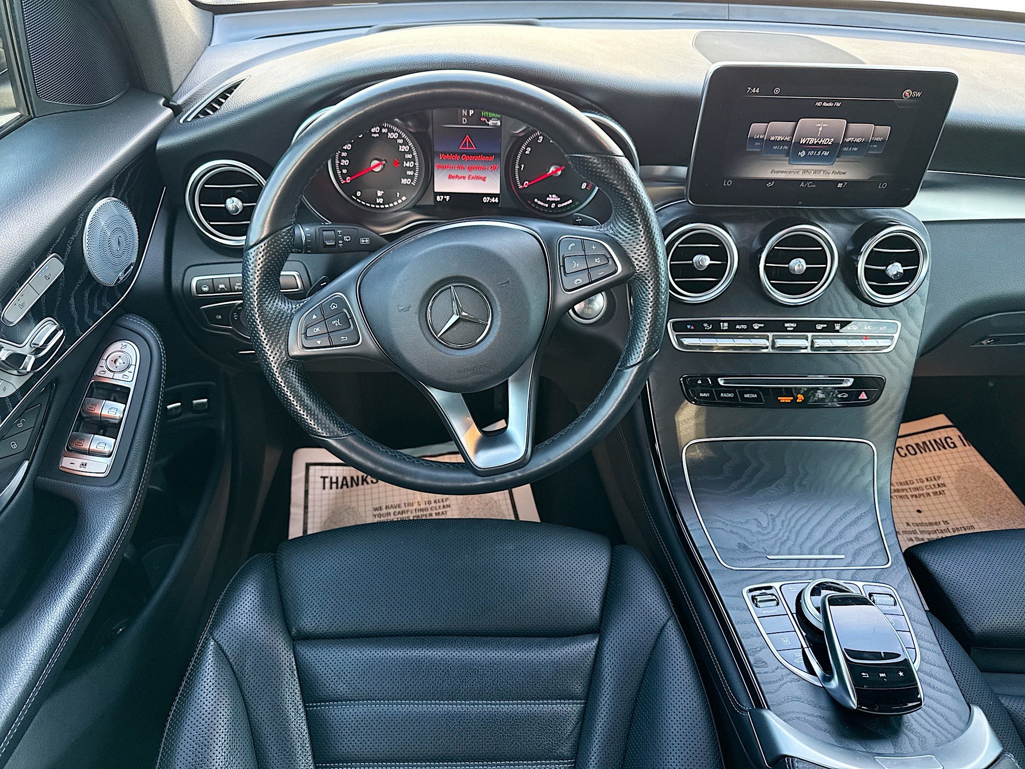 Used 2018 Mercedes-Benz GLC 350e 4MATIC image 16