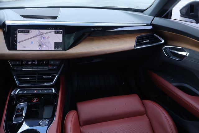 Used 2023 Audi e-tron GT Prestige w/ Prestige Package AWD/4WD image 18