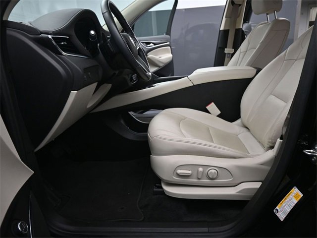 Certified 2023 Buick Enclave Essence w/ Sport Touring Edition image 10