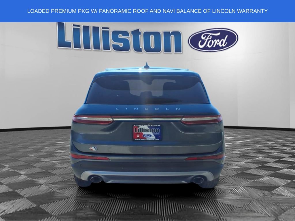 Used 2022 Lincoln Corsair AWD w/ Premium Package image 4
