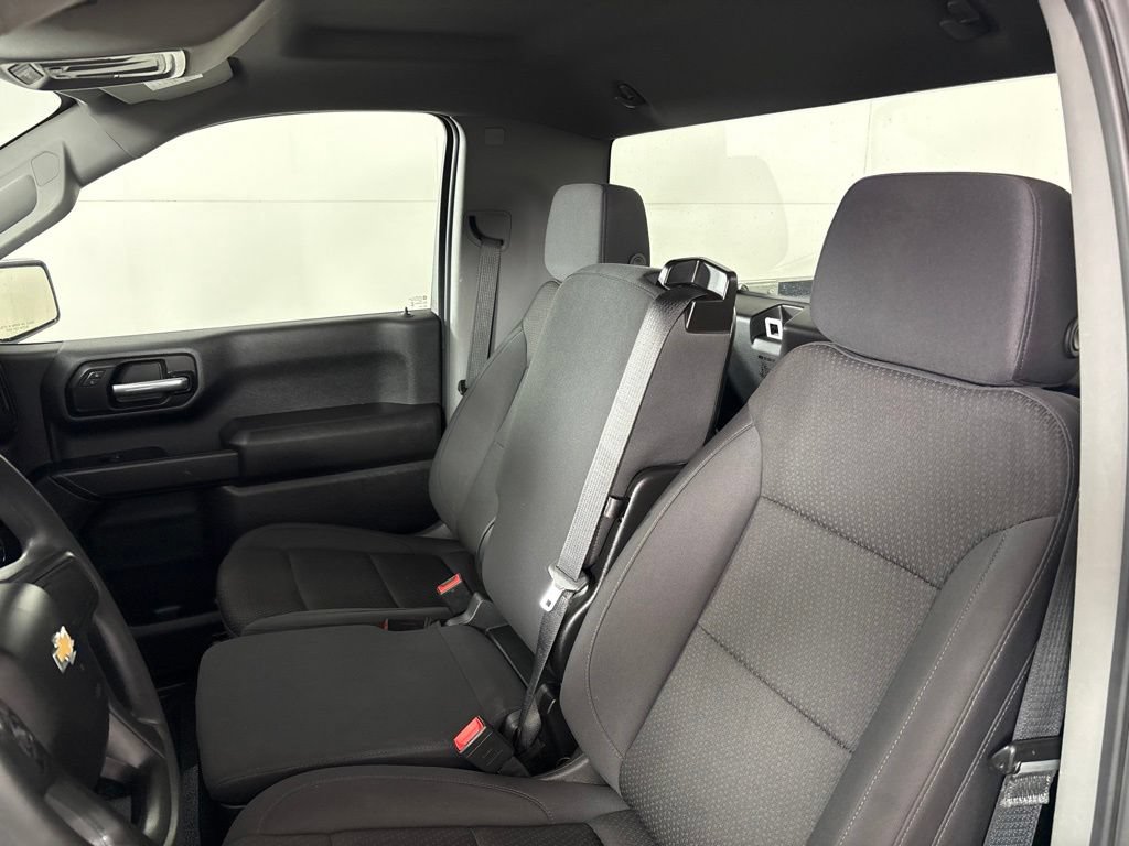 Certified 2025 Chevrolet Silverado 1500 W/T RWD image 26
