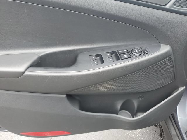 Used 2019 Hyundai Tucson Value FWD image 18