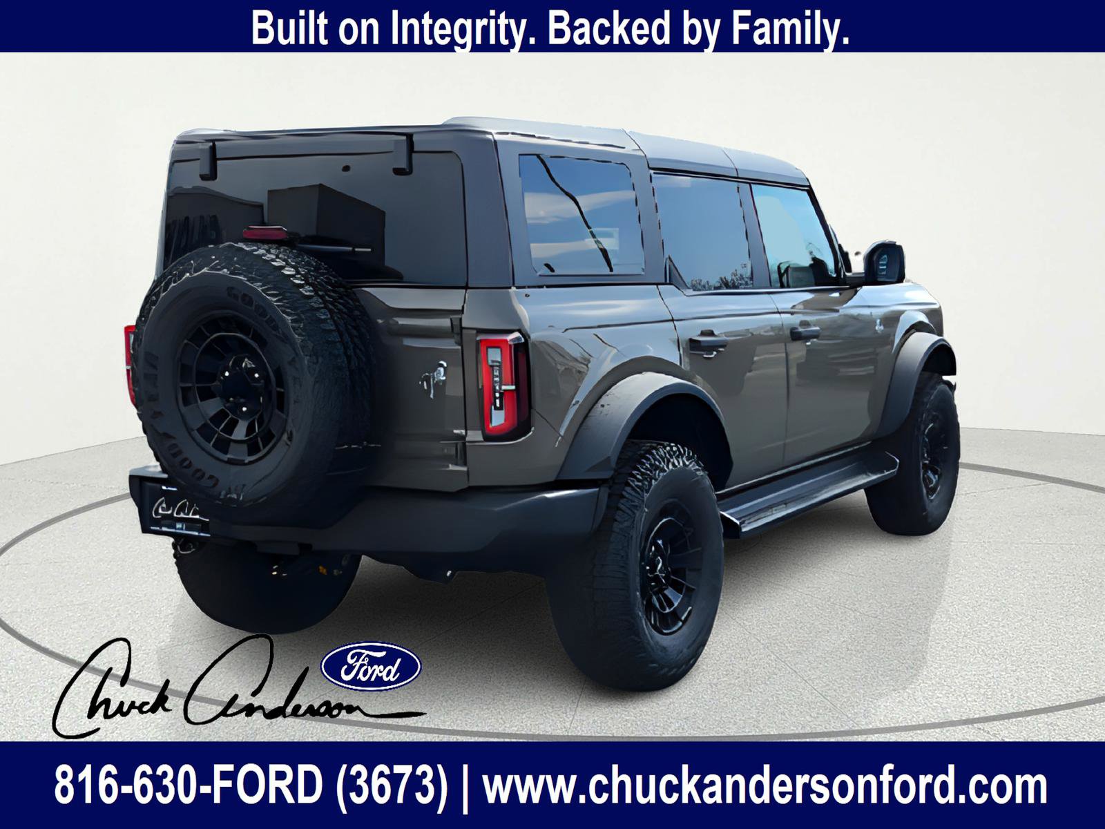 New 2026 Ford Bronco Outer Banks AWD/4WD image 8
