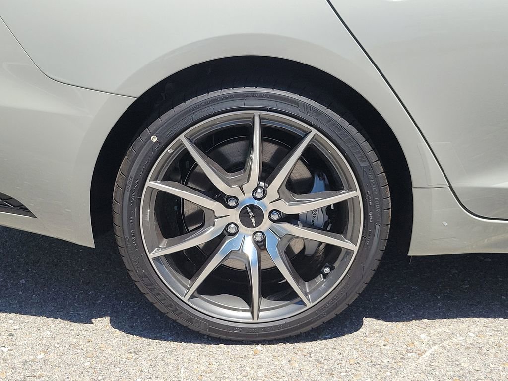 New 2026 Genesis G70 2.5T RWD image 3