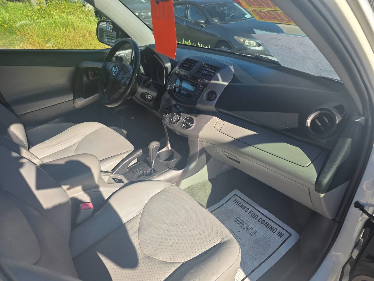 Used 2007 Toyota RAV4 Limited FWD image 11