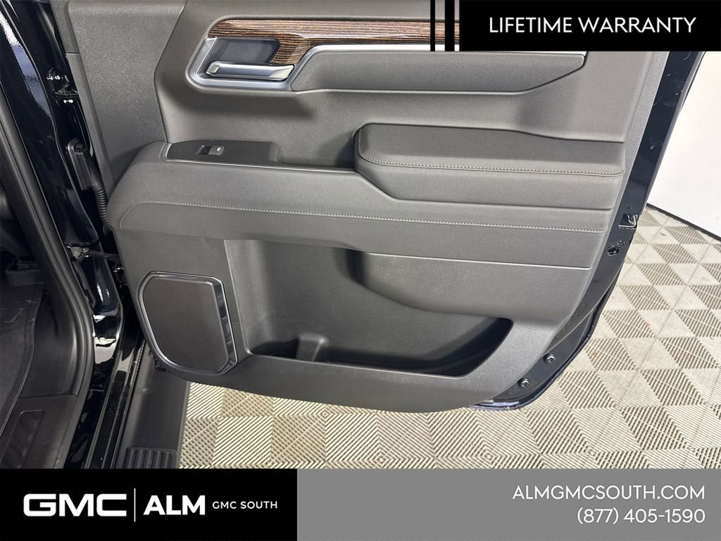 New 2026 GMC Sierra 1500 Elevation image 18