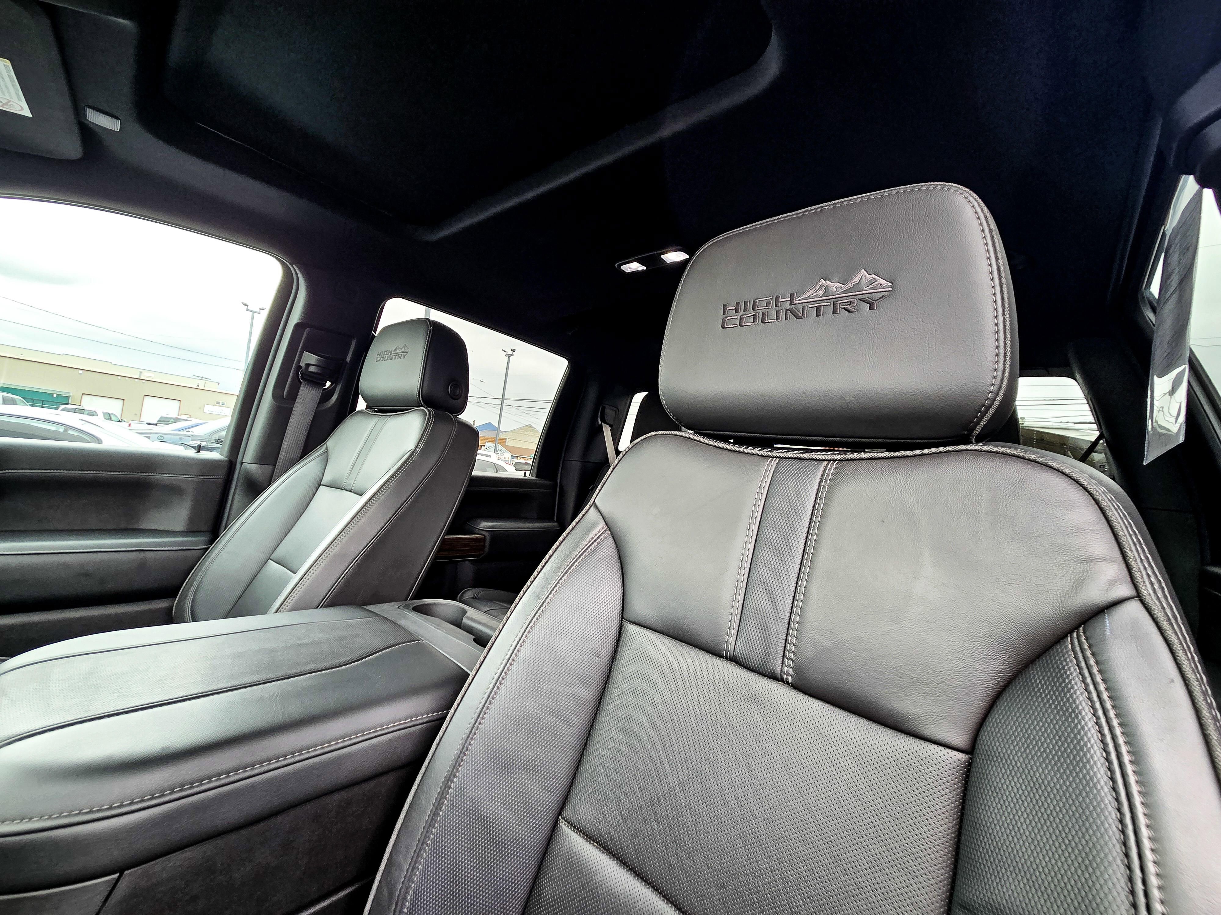 Used 2023 Chevrolet Silverado 3500 High Country w/ LPO, Hitch Package image 23