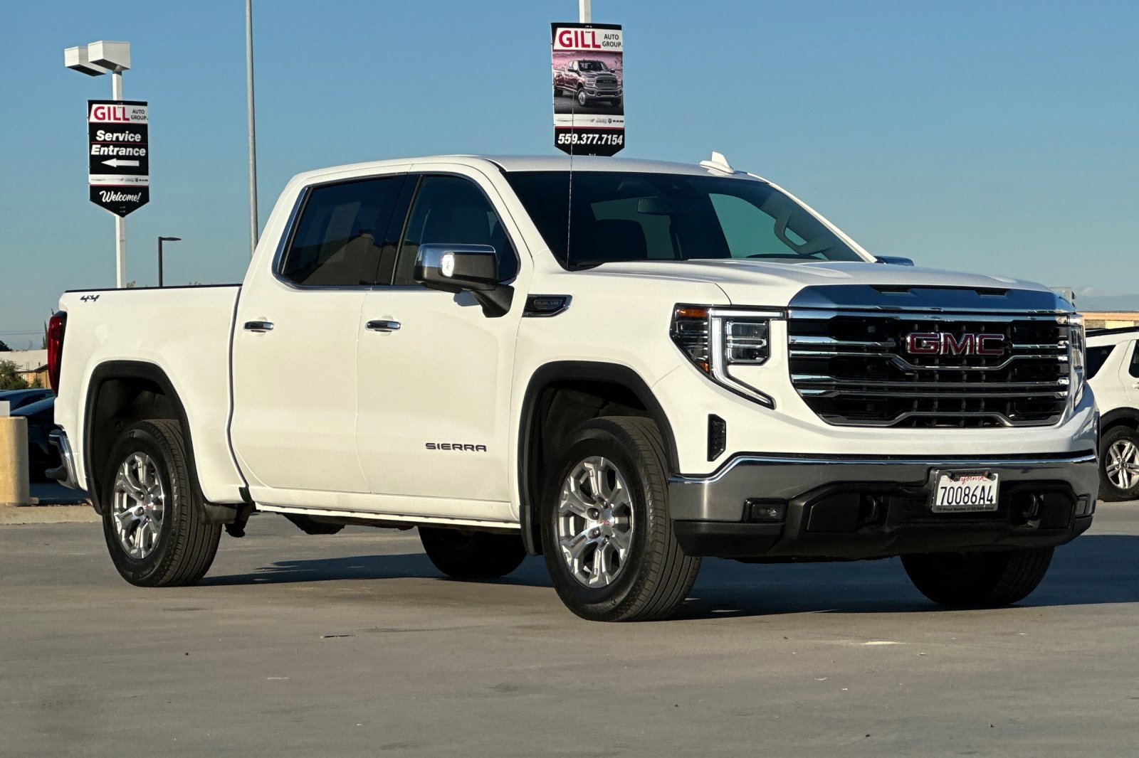 Used 2025 GMC Sierra 1500 SLT image 8
