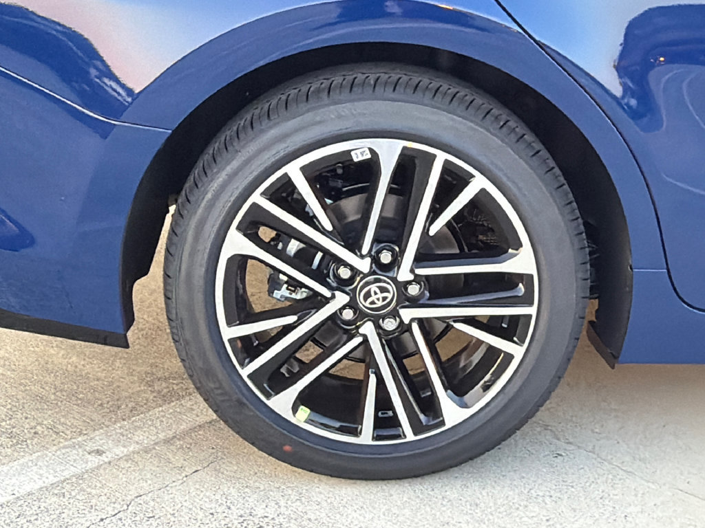 New 2026 Toyota Camry XLE w/ Premium Plus Package FWD image 7