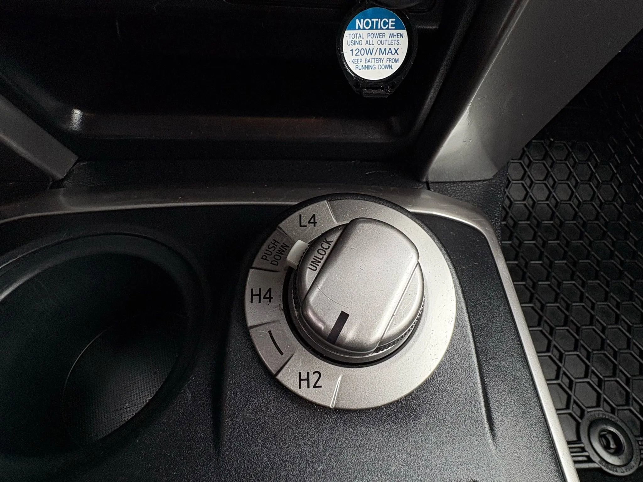 Used 2015 Toyota 4Runner SR5 image 19