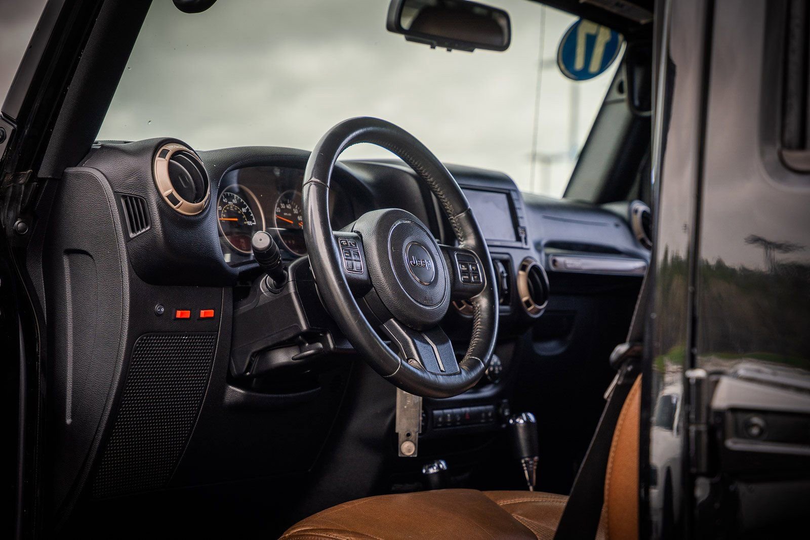 Used 2017 Jeep Wrangler Unlimited Sahara image 20