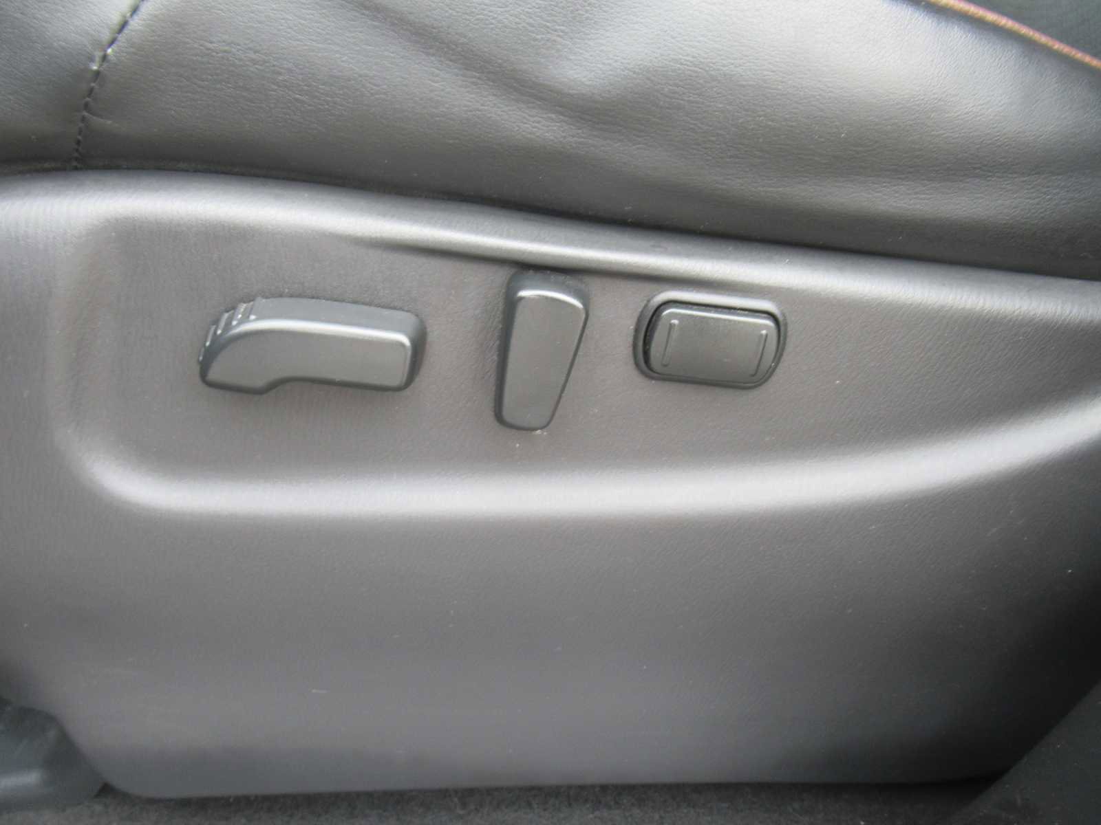 Used 2019 Nissan Armada SL w/ Premium Package image 22