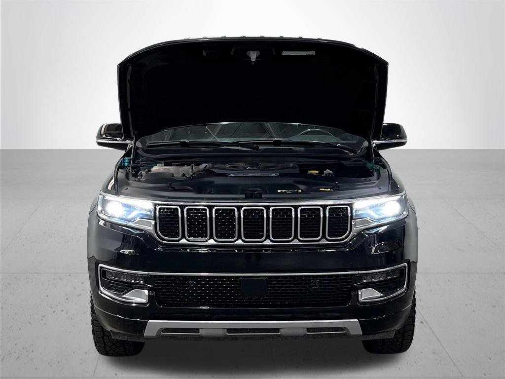 Used 2024 Jeep Wagoneer Series II AWD/4WD image 5