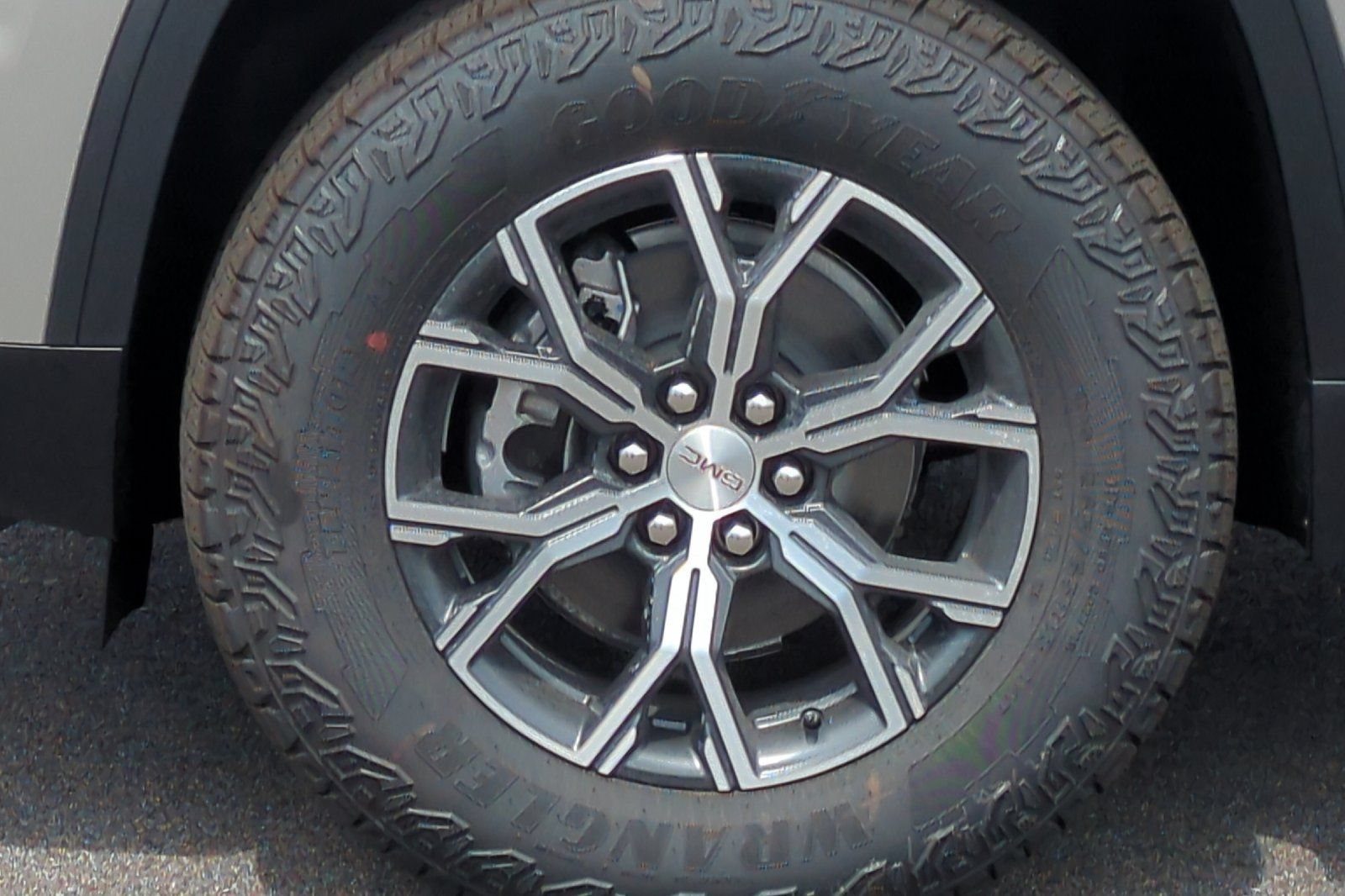 New 2026 GMC Acadia Denali w/ Super Cruise Package AWD/4WD image 33