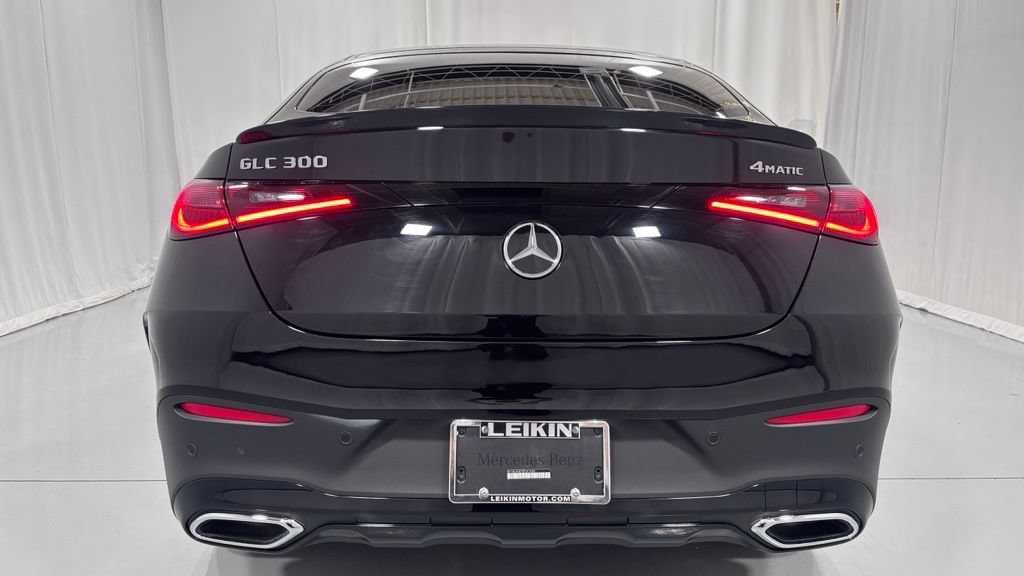 Certified 2025 Mercedes-Benz GLC 300 4MATIC image 7