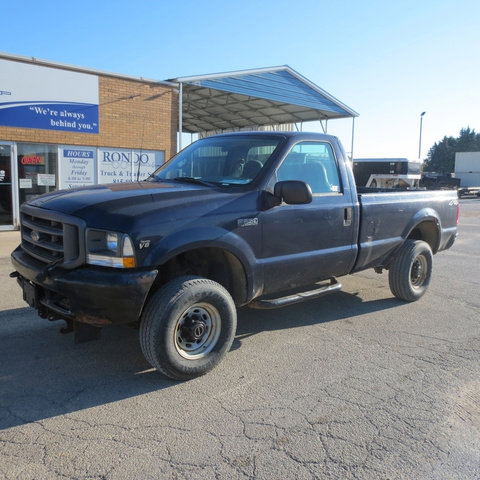 Used 2002 Ford F250 XL image 2