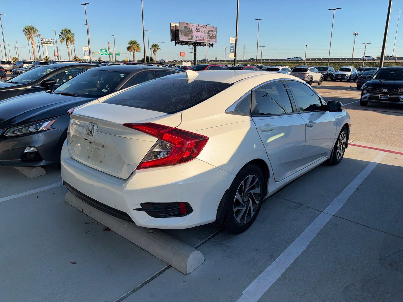 Used 2017 Honda Civic EX image 6