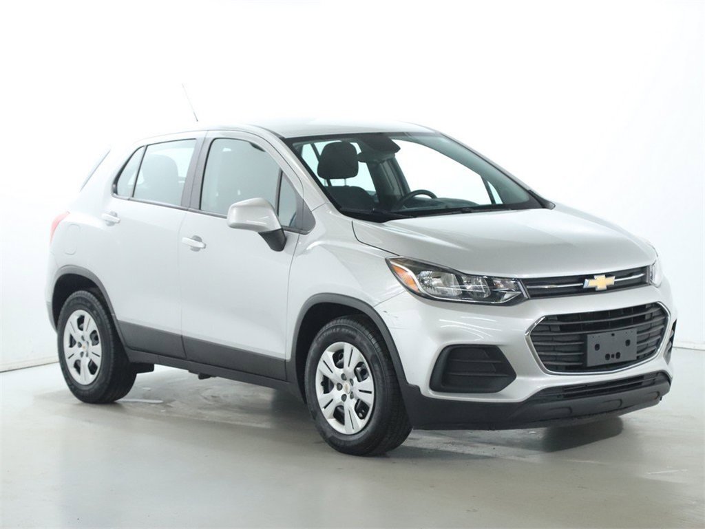 Used 2018 Chevrolet Trax LS image 1