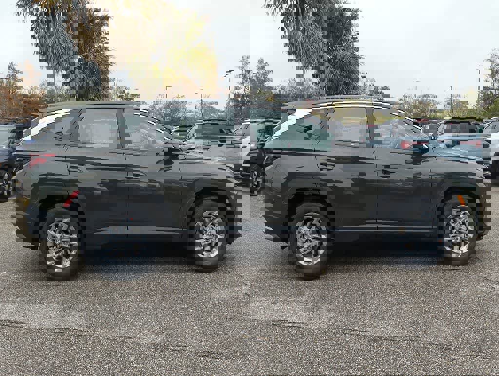 New 2026 Hyundai Tucson SE image 8