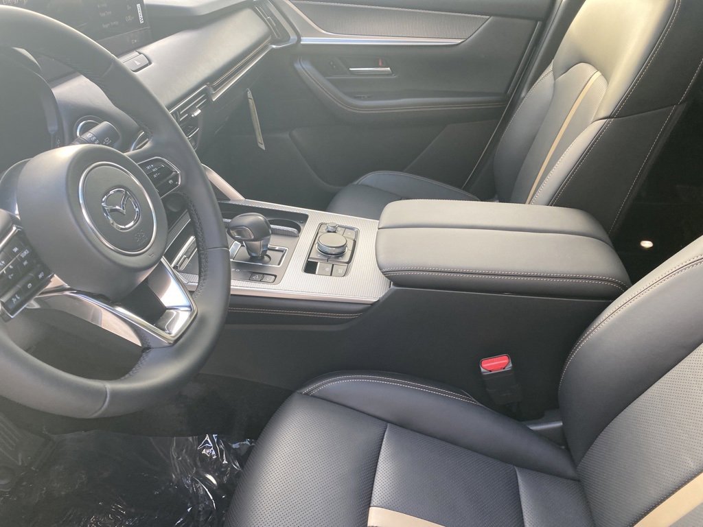 New 2026 MAZDA CX-70 3.3 Turbo w/ Premium Plus Pkg image 14