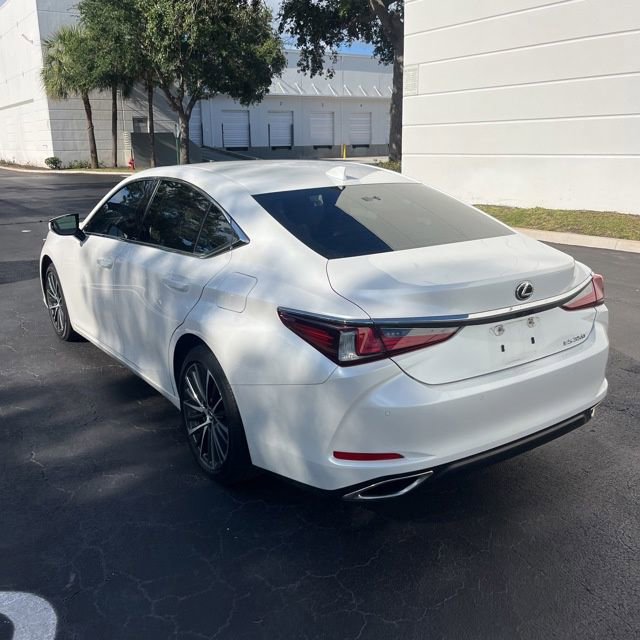 Used 2025 Lexus ES 350 w/ Premium Package FWD image 9