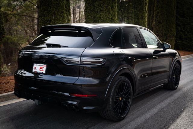 Used 2021 Porsche Cayenne GTS image 16