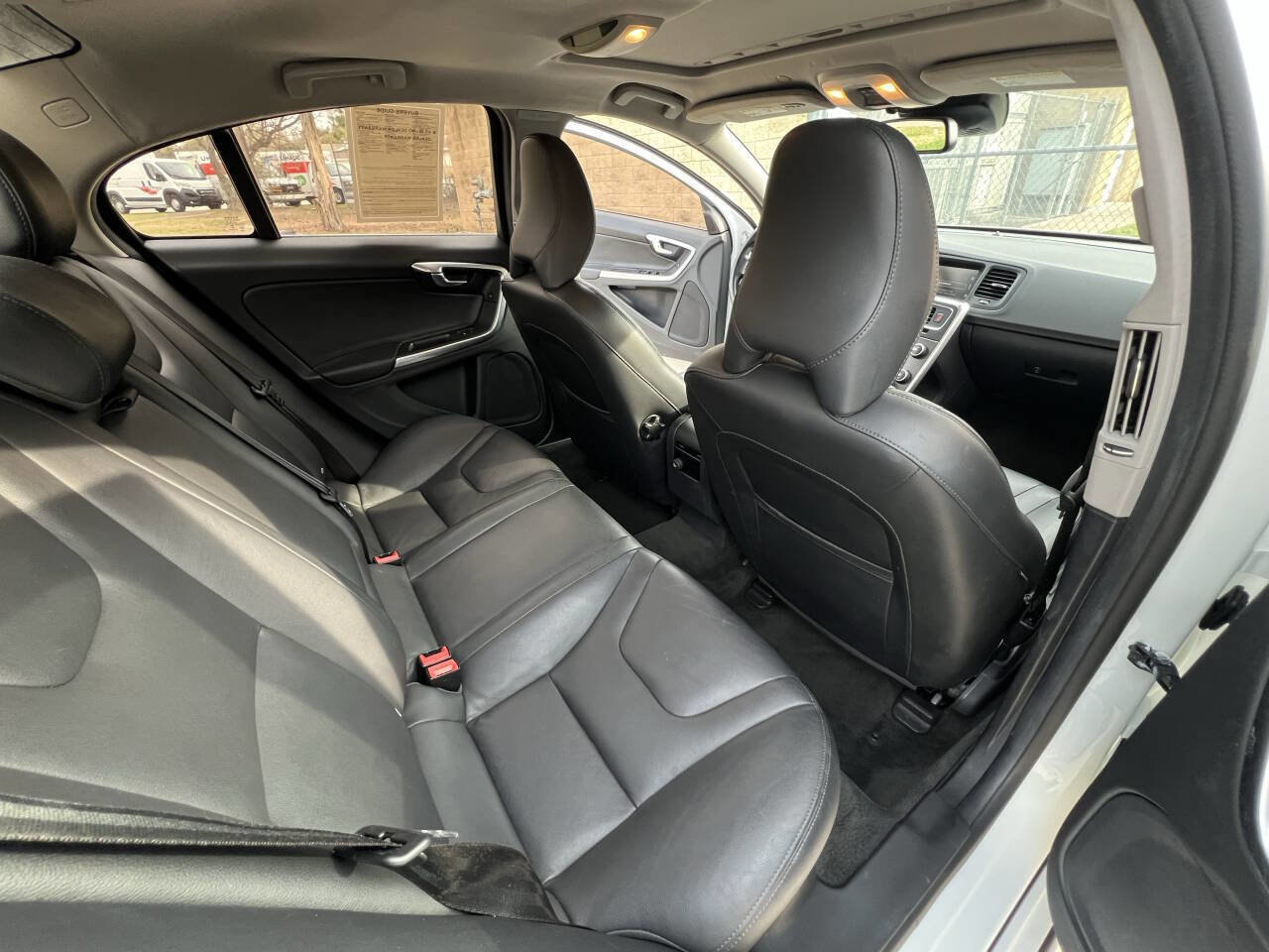 Used 2015 Volvo S60 T5 Premier Plus FWD image 18